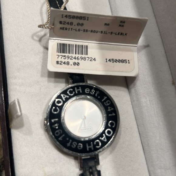 Coach watch for woman Swiss movement - Picture 6 of 9